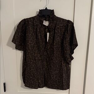 BRAND NEW ACACIA MIMI TOP